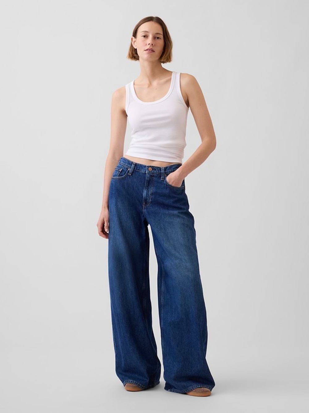 Gap Women's Low Slung Extra Baggy Jeans